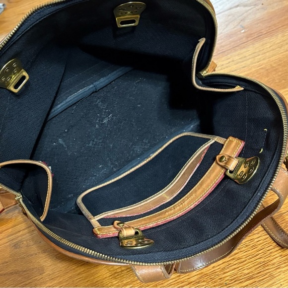 Dooney Bourke Vintage Satchel Crossbody Convertible Perforated Leather Bag Purse - Picture 11 of 16